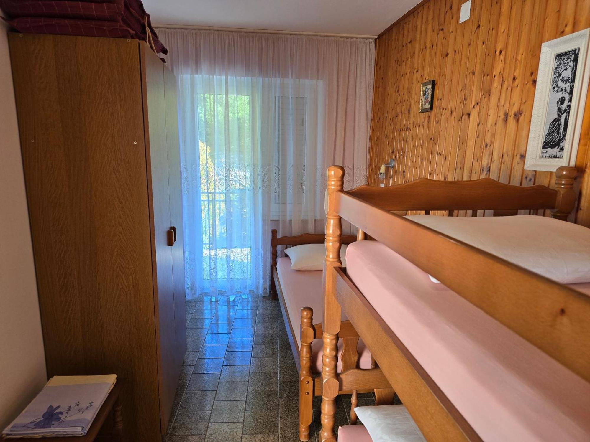 Apartments Mladenka Senj  Exterior foto