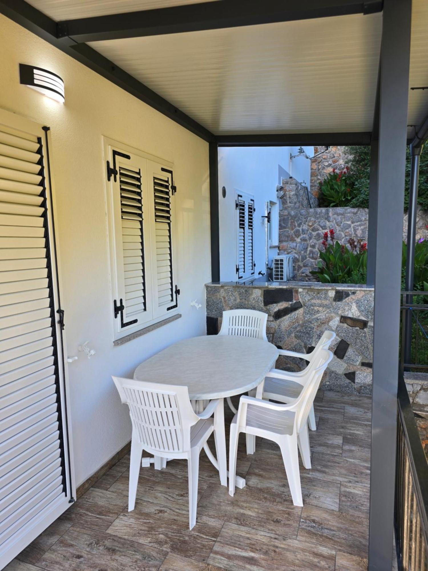 Apartments Mladenka Senj  Exterior foto